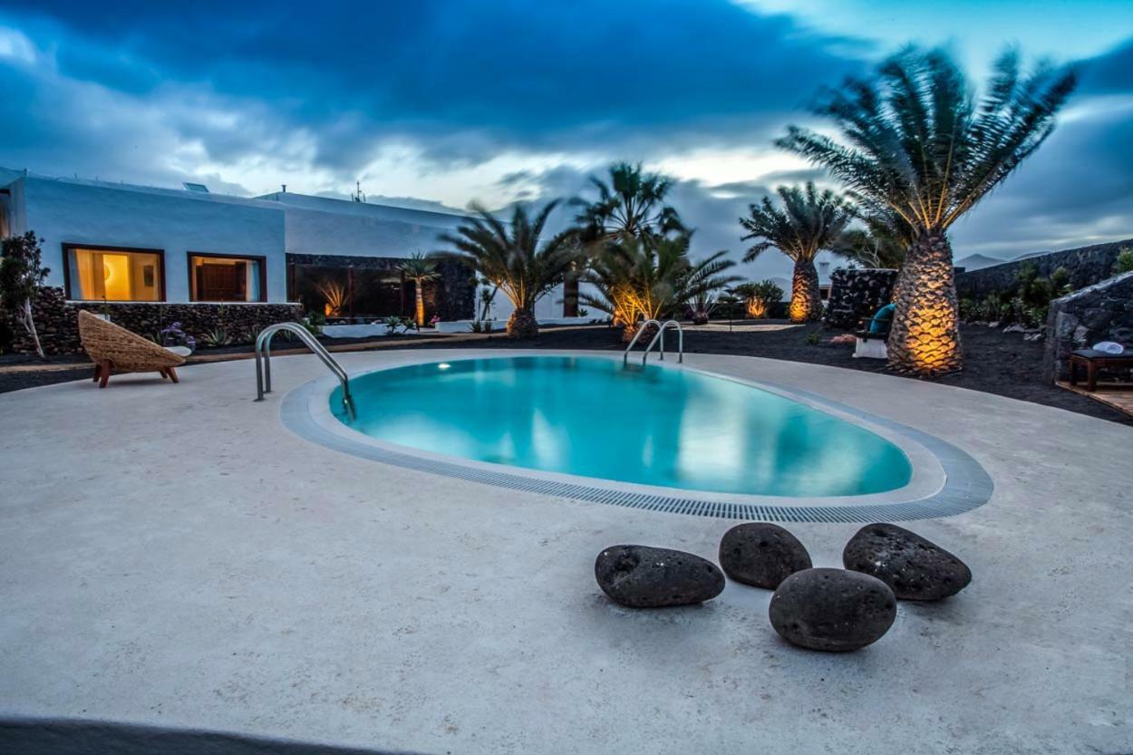 Tías Los Lirios Hotel Rural - Adults Only מראה חיצוני תמונה