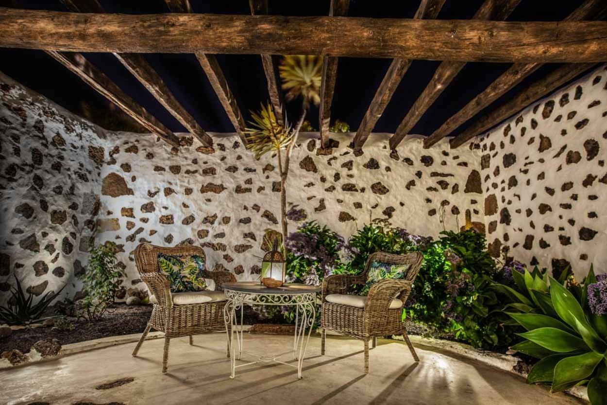 Tías Los Lirios Hotel Rural - Adults Only מראה חיצוני תמונה