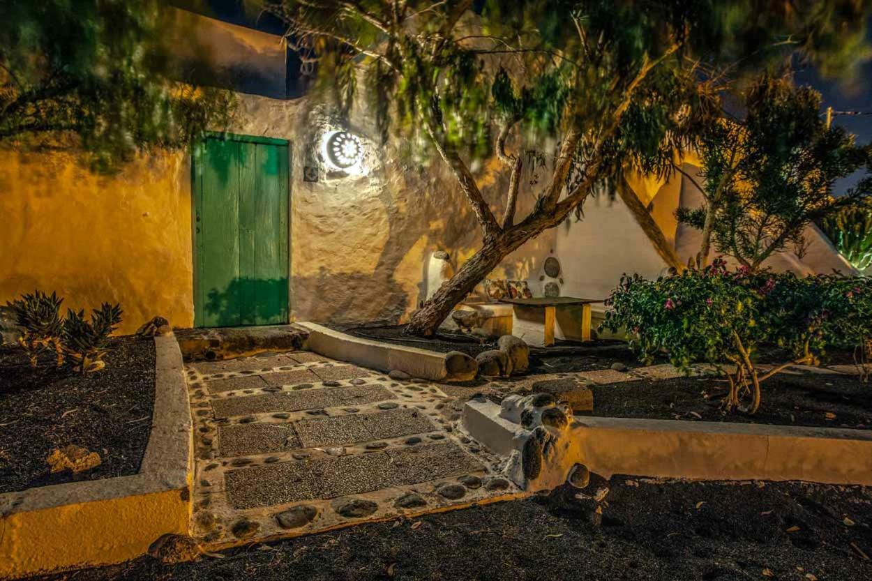 Tías Los Lirios Hotel Rural - Adults Only מראה חיצוני תמונה