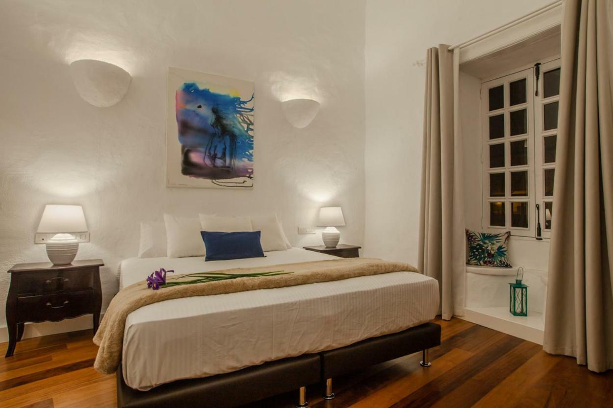 Tías Los Lirios Hotel Rural - Adults Only מראה חיצוני תמונה