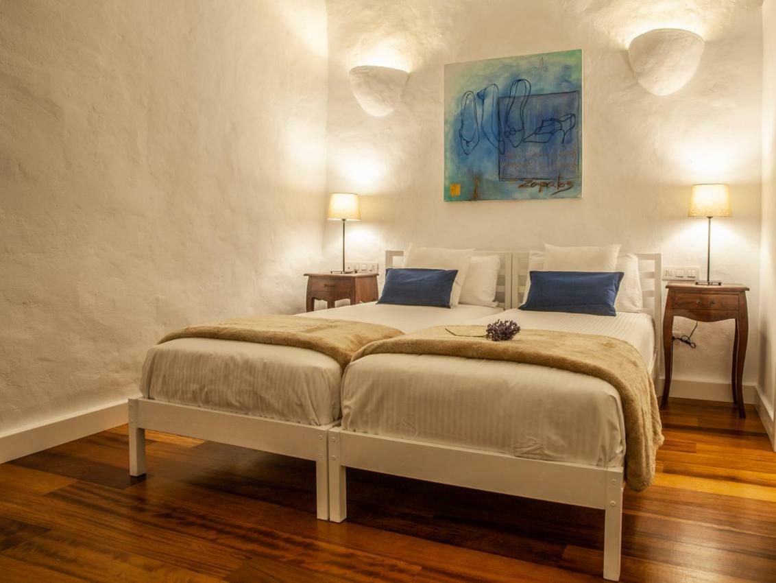 Tías Los Lirios Hotel Rural - Adults Only מראה חיצוני תמונה