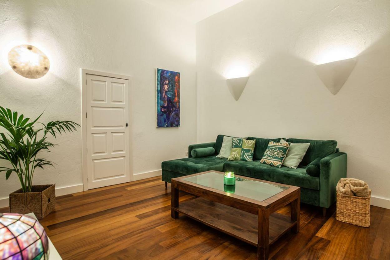 Tías Los Lirios Hotel Rural - Adults Only מראה חיצוני תמונה