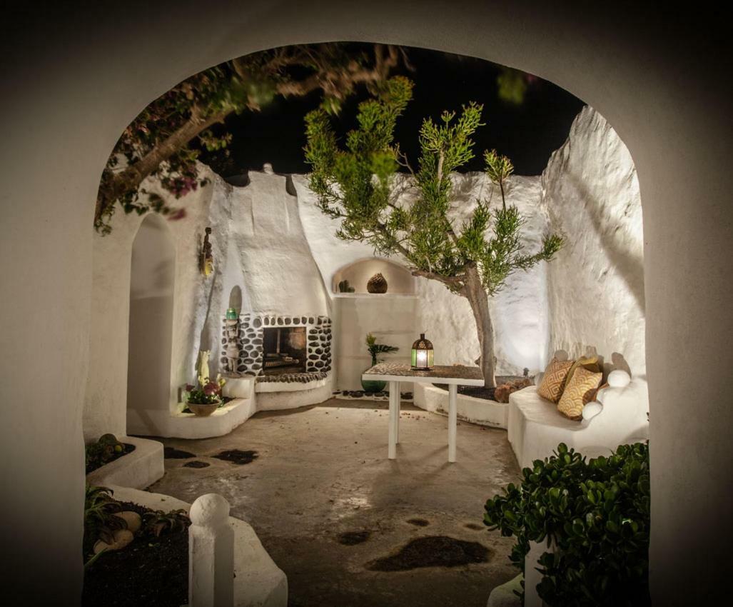 Tías Los Lirios Hotel Rural - Adults Only מראה חיצוני תמונה